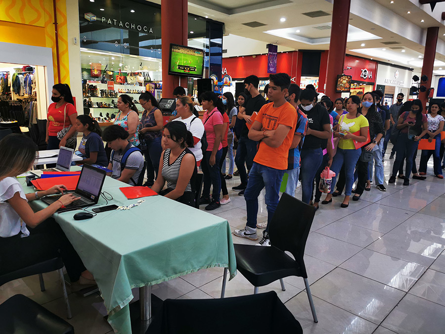 FERIA DE EMPLEO de ARPY en el San Lorenzo Shopping